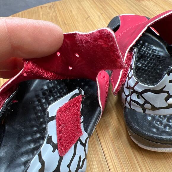 Air Jordan Flare Toddler Sandals Size 3C Belt Crow Closure - Picture 7 of 11